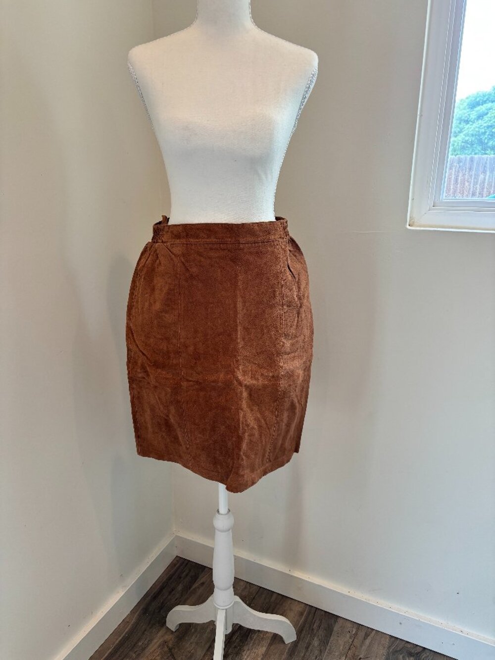 Mixed Blues 90s Vintage Light Brown 100 % Genuine Leather Pencil Skirt